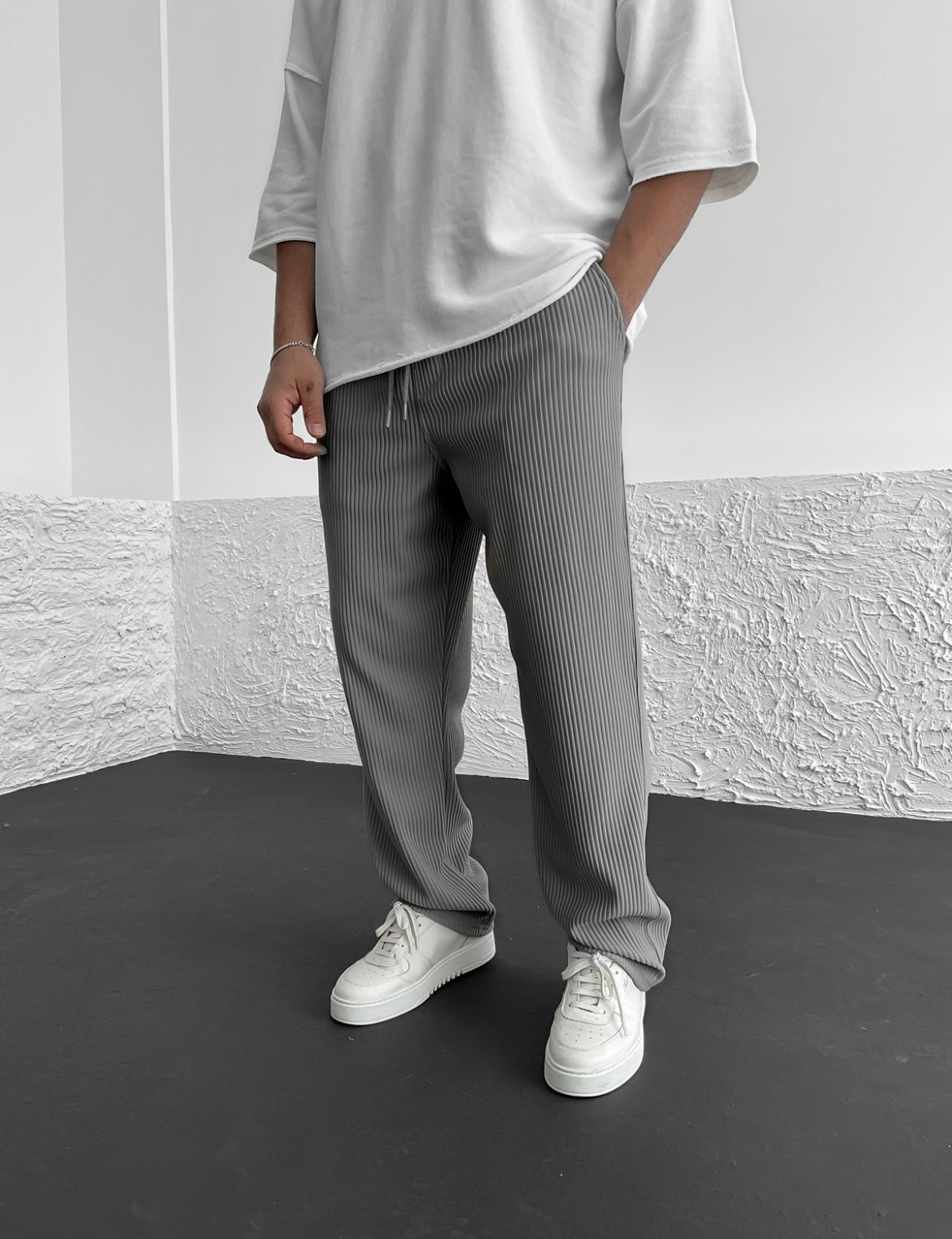 THEO | Calça reta elegante