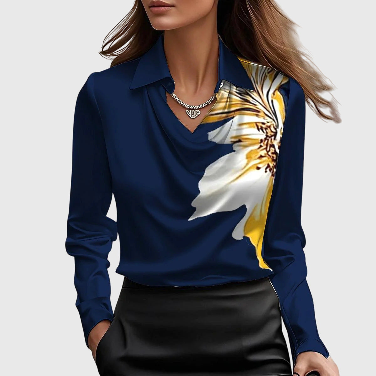LAURA | Blusa com gola drapeada