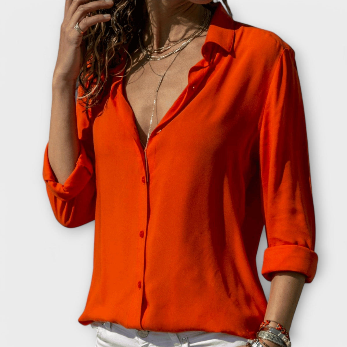 LAURA | Blusa atemporal