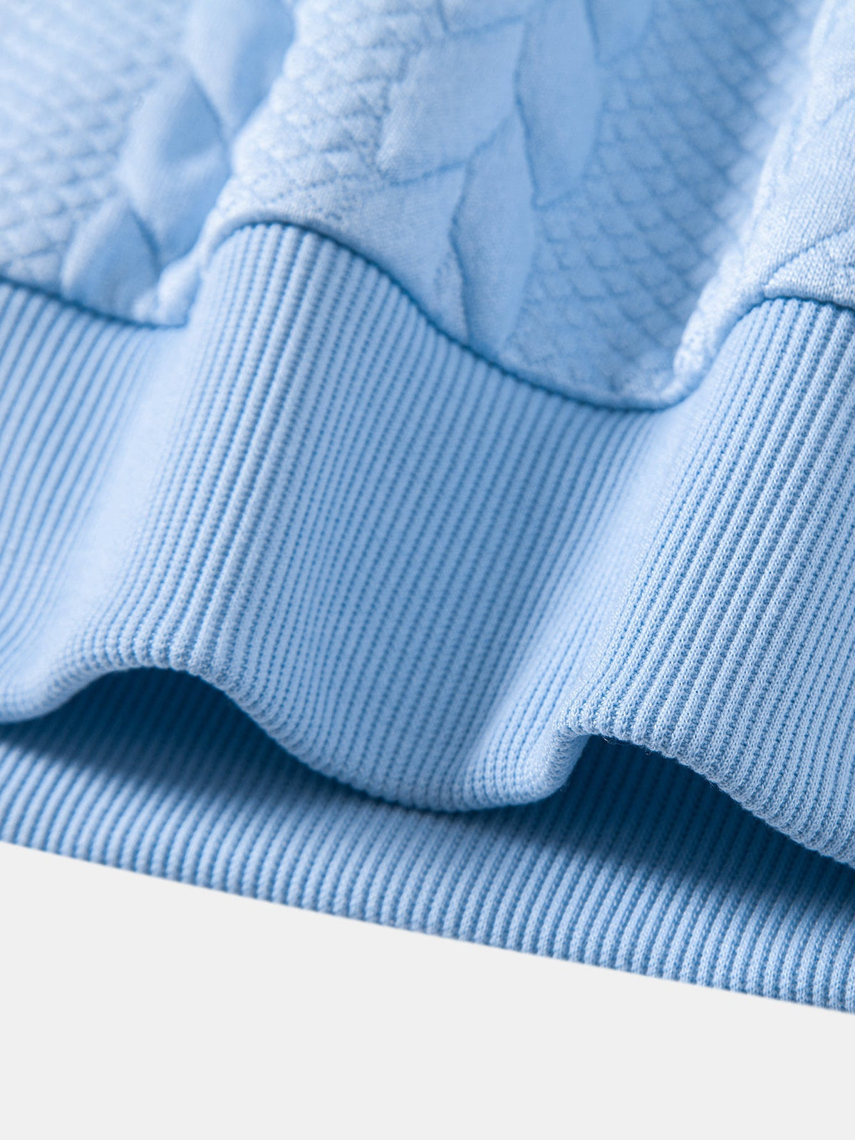 ALICE | Polo com decote em V jacquard