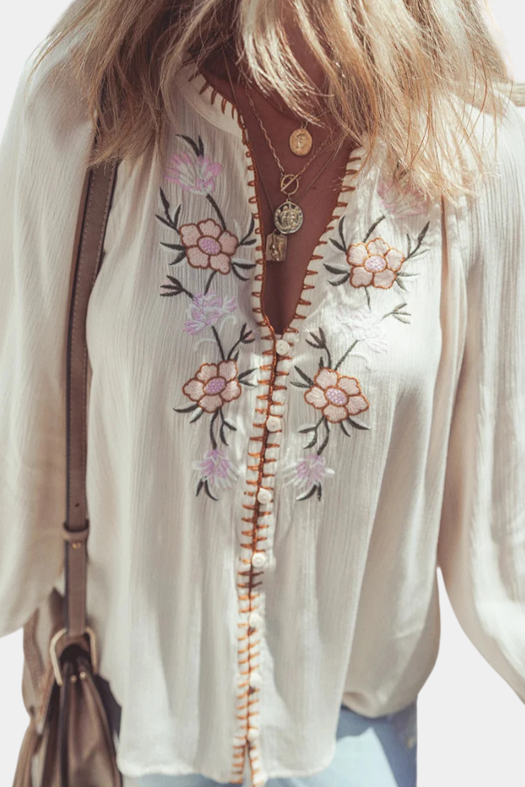 BEATRIZ | Blusa com bordado floral