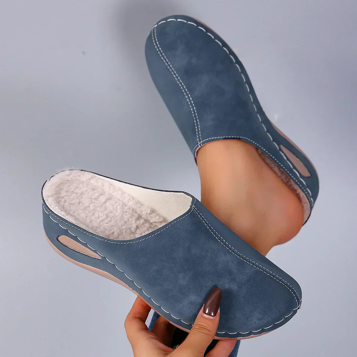 ROSIE | Chinelo ortopédico fechado