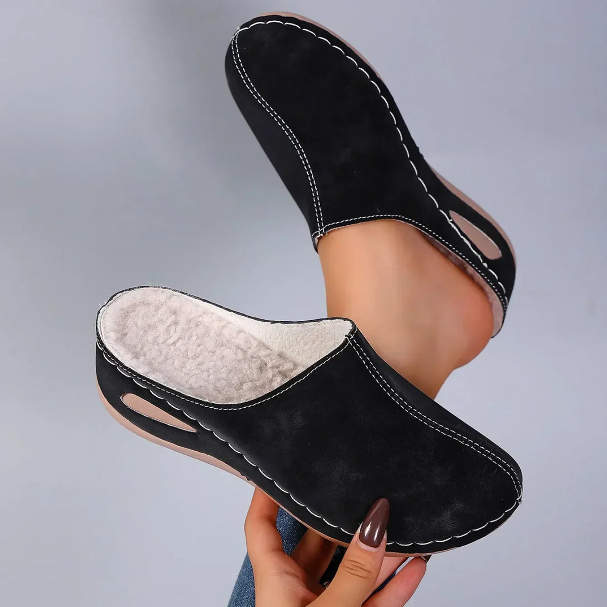 ROSIE | Chinelo ortopédico fechado