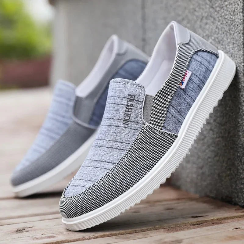 ALEXANDER | Tênis slip-on bordado