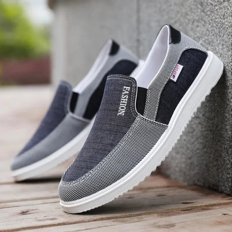 ALEXANDER | Tênis slip-on bordado