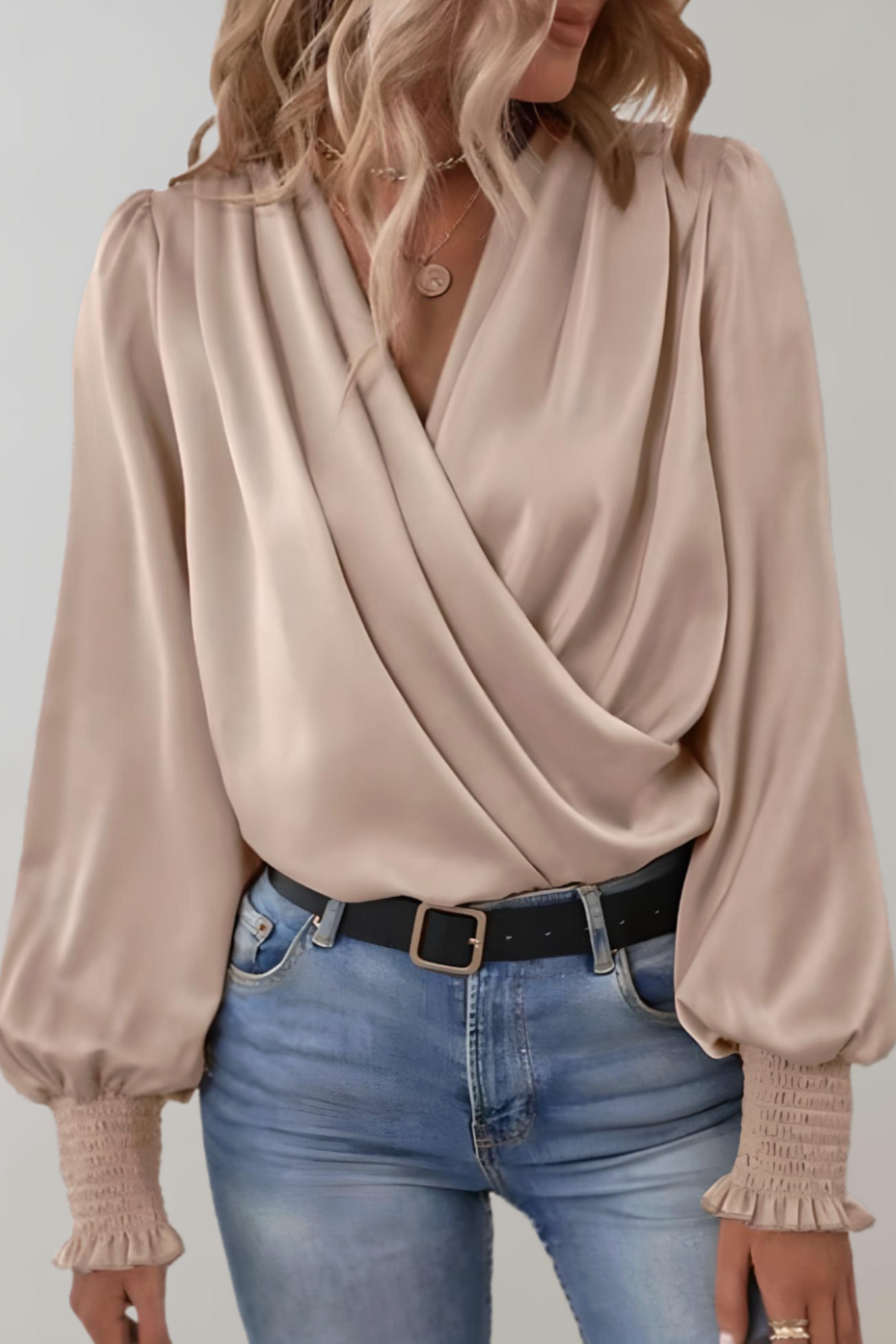 ALICE | Blusa de manga longa com decote em V