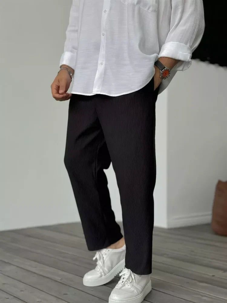 THEO | Calça reta elegante