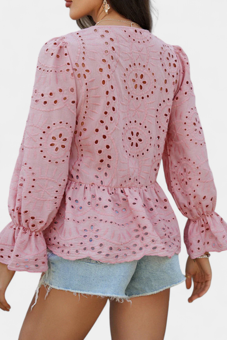 LORENA | Blusa com renda e corte amplo